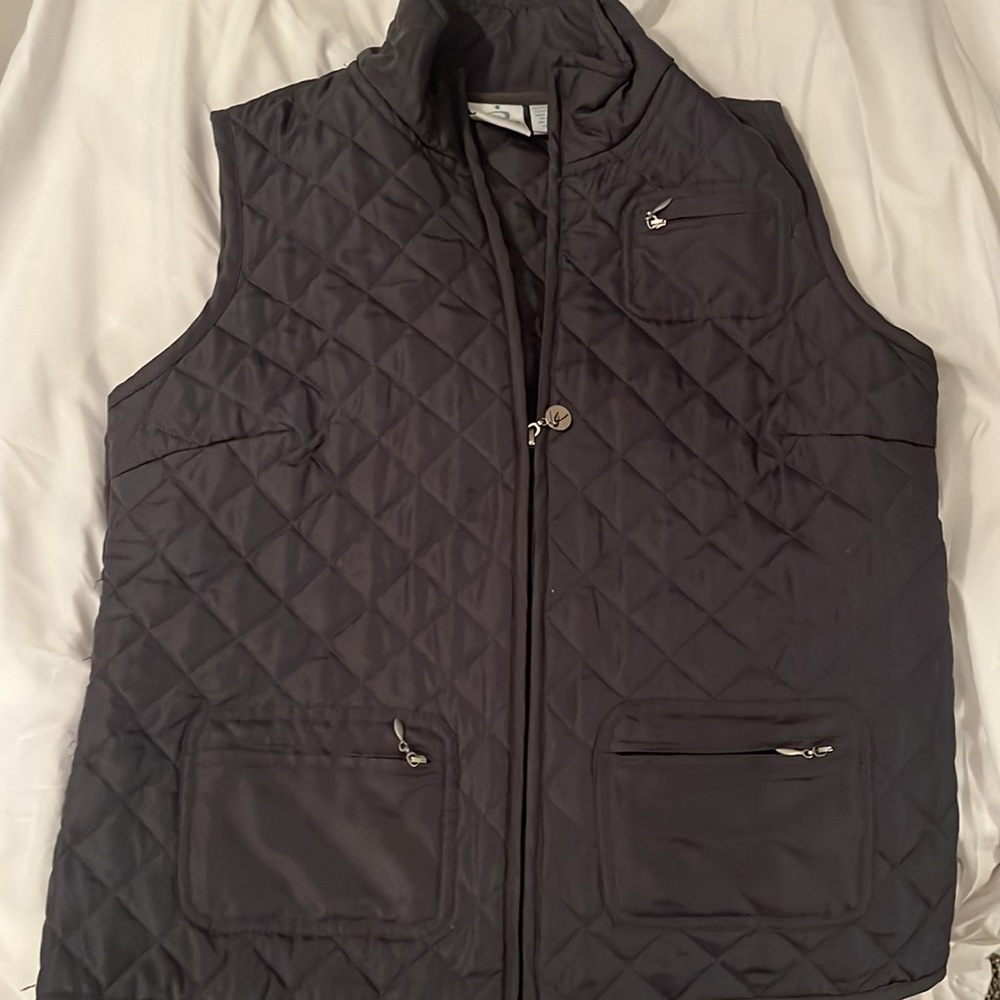 Zippered vest